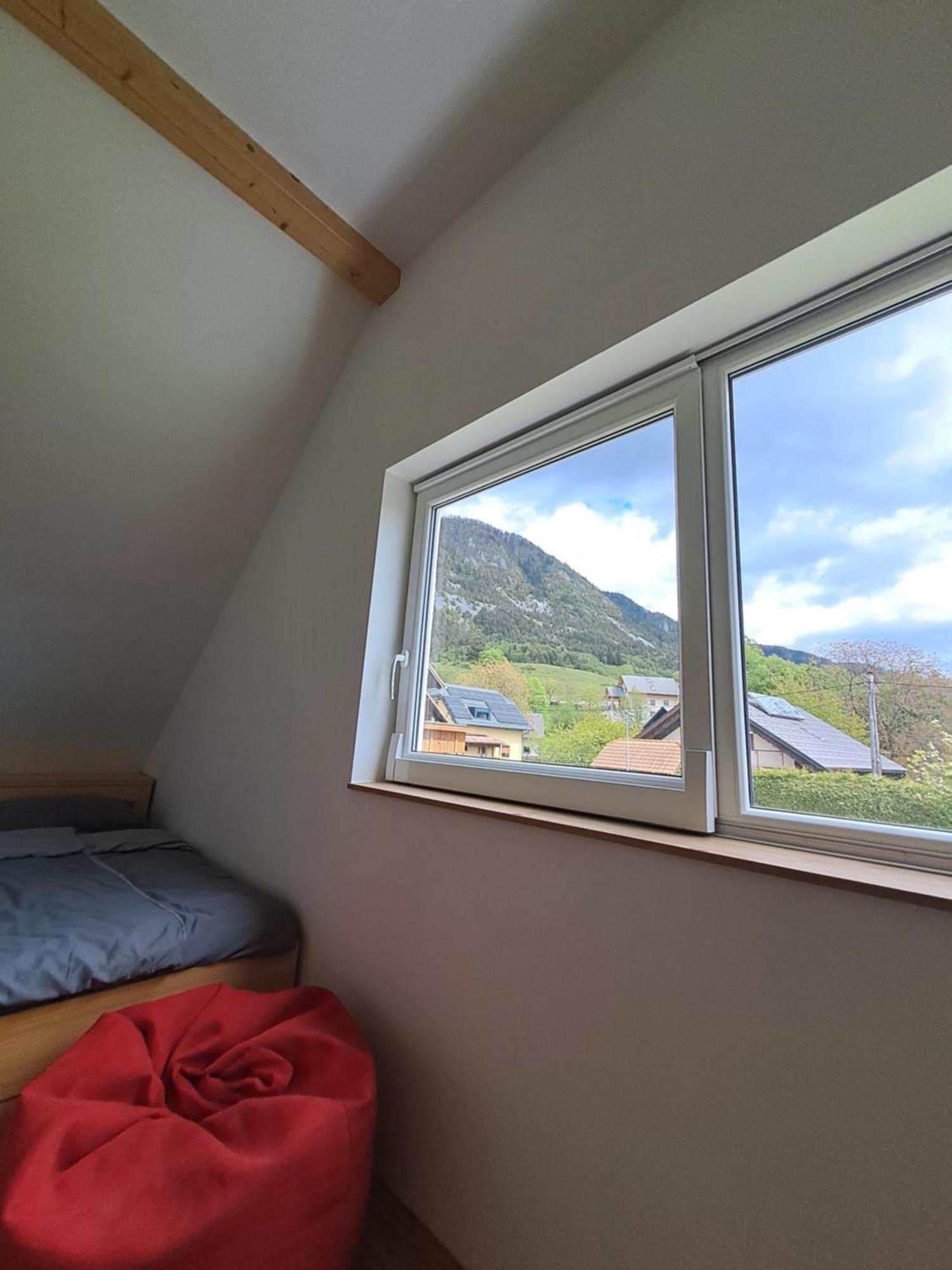 Bella Apartment Zirovnica Eksteriør bilde